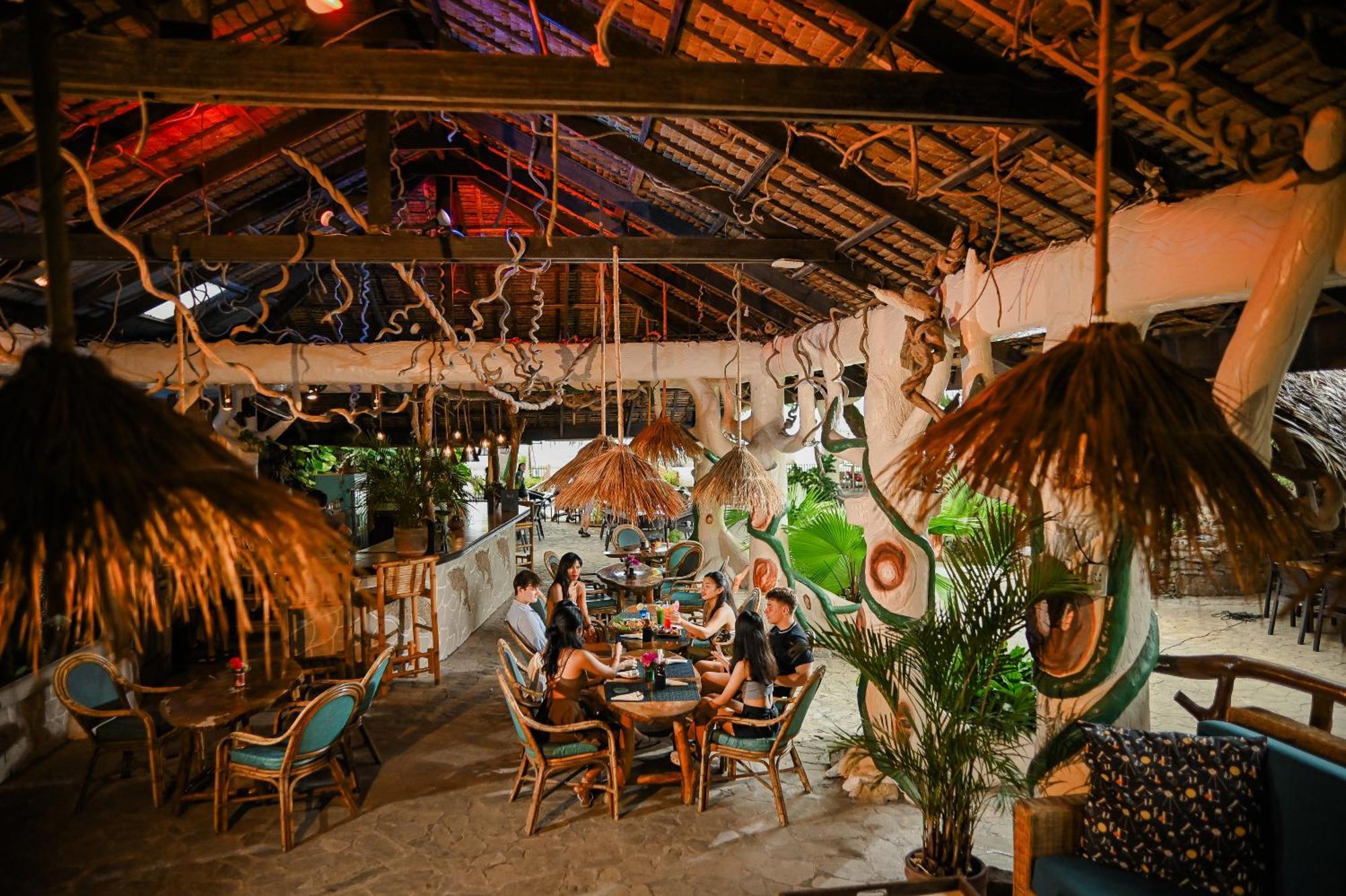 פוארטו גאלרה Garden Of Eden Dive Resort מראה חיצוני תמונה