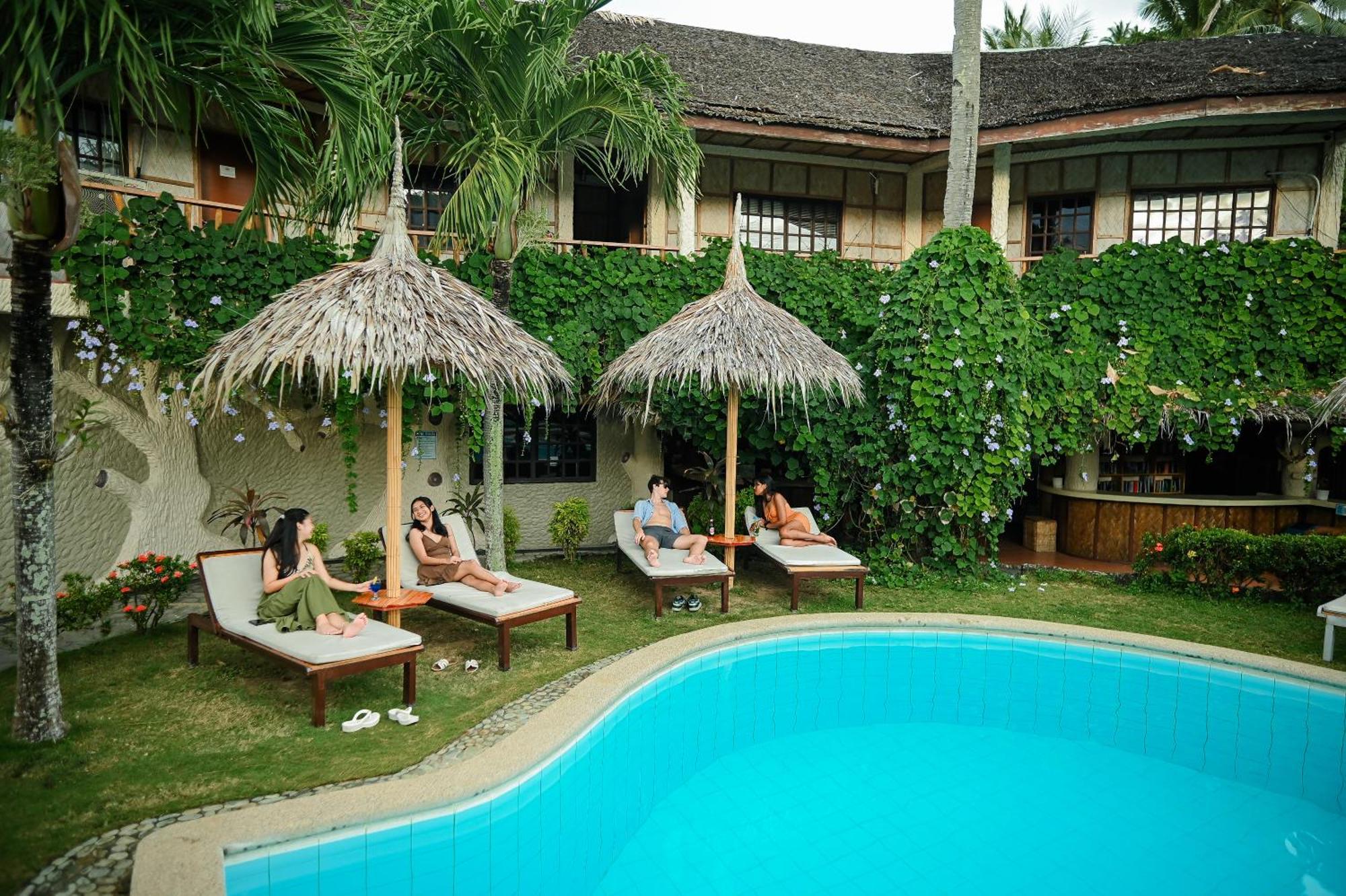 פוארטו גאלרה Garden Of Eden Dive Resort מראה חיצוני תמונה