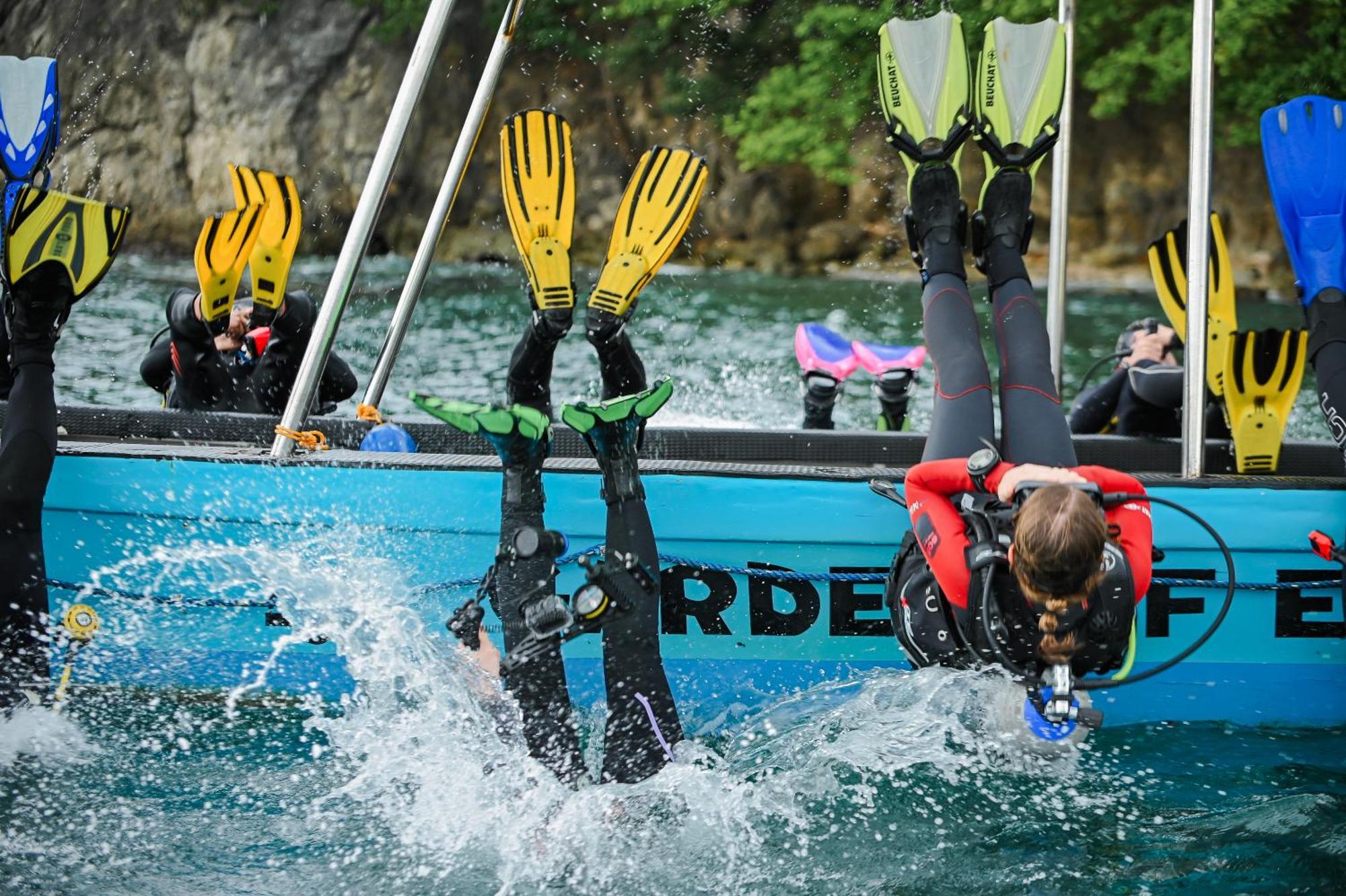 פוארטו גאלרה Garden Of Eden Dive Resort מראה חיצוני תמונה