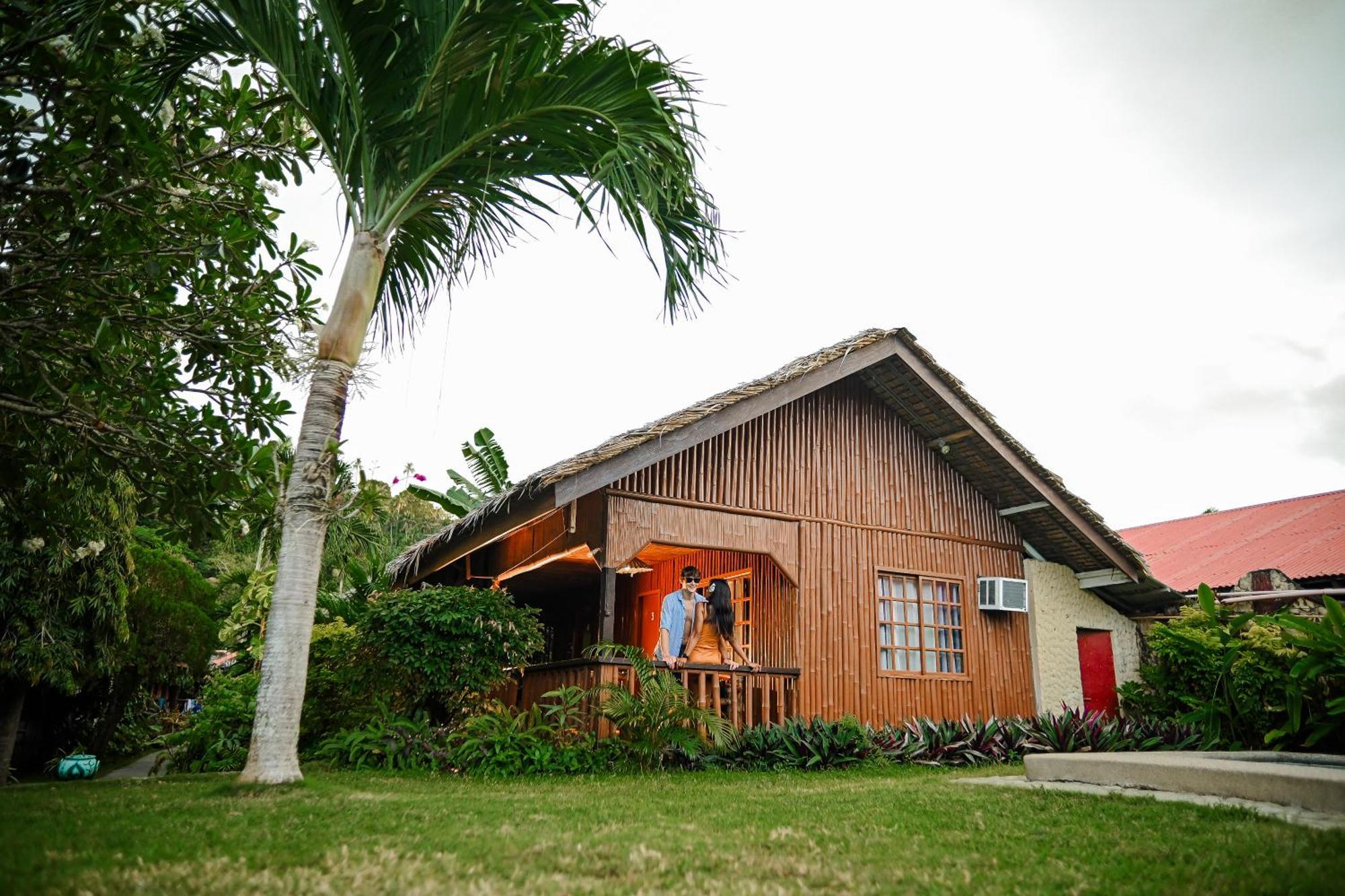 פוארטו גאלרה Garden Of Eden Dive Resort מראה חיצוני תמונה